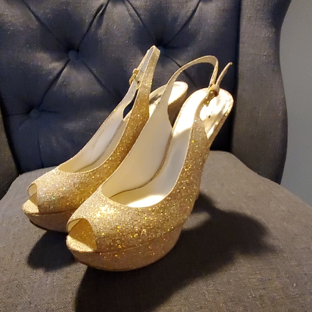 Stuart Weitzman hi heel shoes